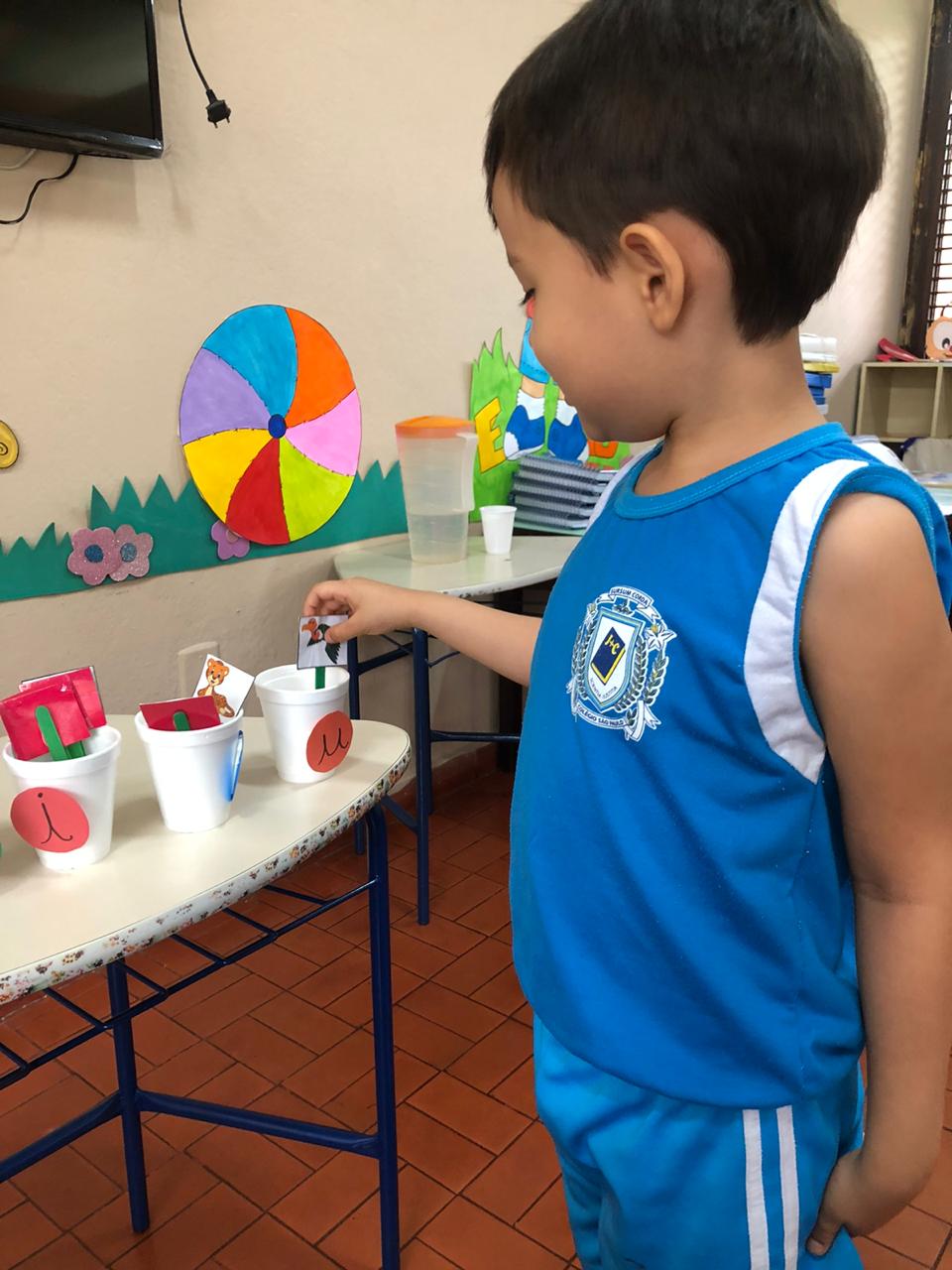 Brincando com as vogais (8).jpg