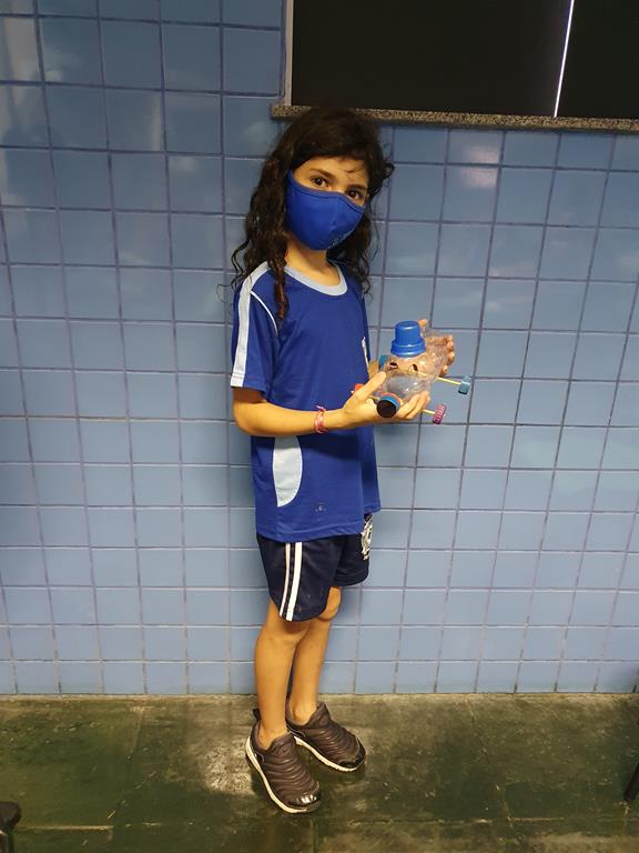 RÓBITOCA 4C - CARRO DE CORRIDA (5).jpg