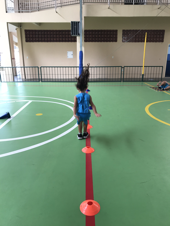 TAMANHO SANTO  COM UM PÉ E DOIS PÉS (8).png