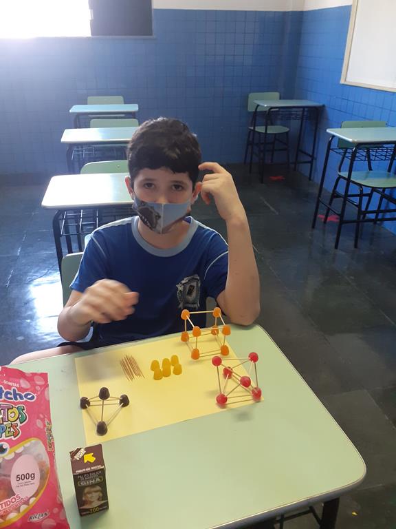 POLIEDROS 5C (14).jpg