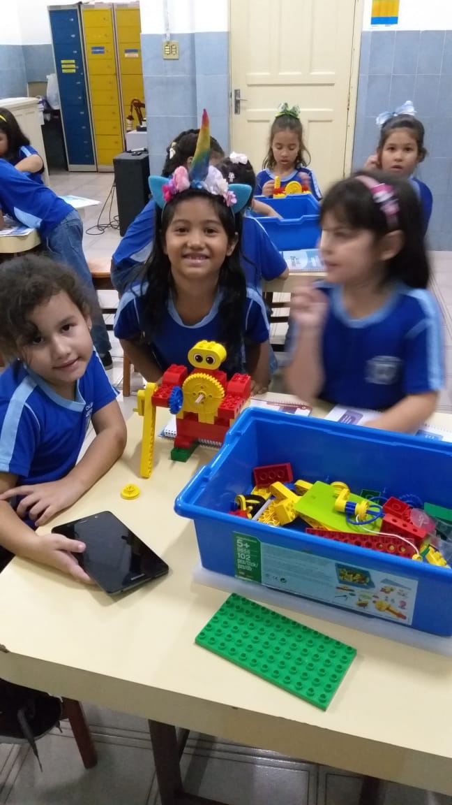 JOGADOR DE ROQUEI (7).jpeg