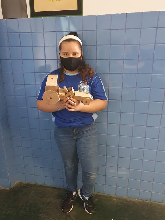 RÓBITOCA 4C - CARRO DE CORRIDA (2).jpg