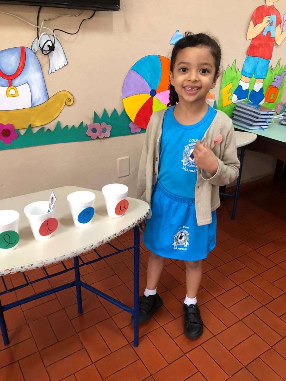 Brincando com as vogais (10).jpg