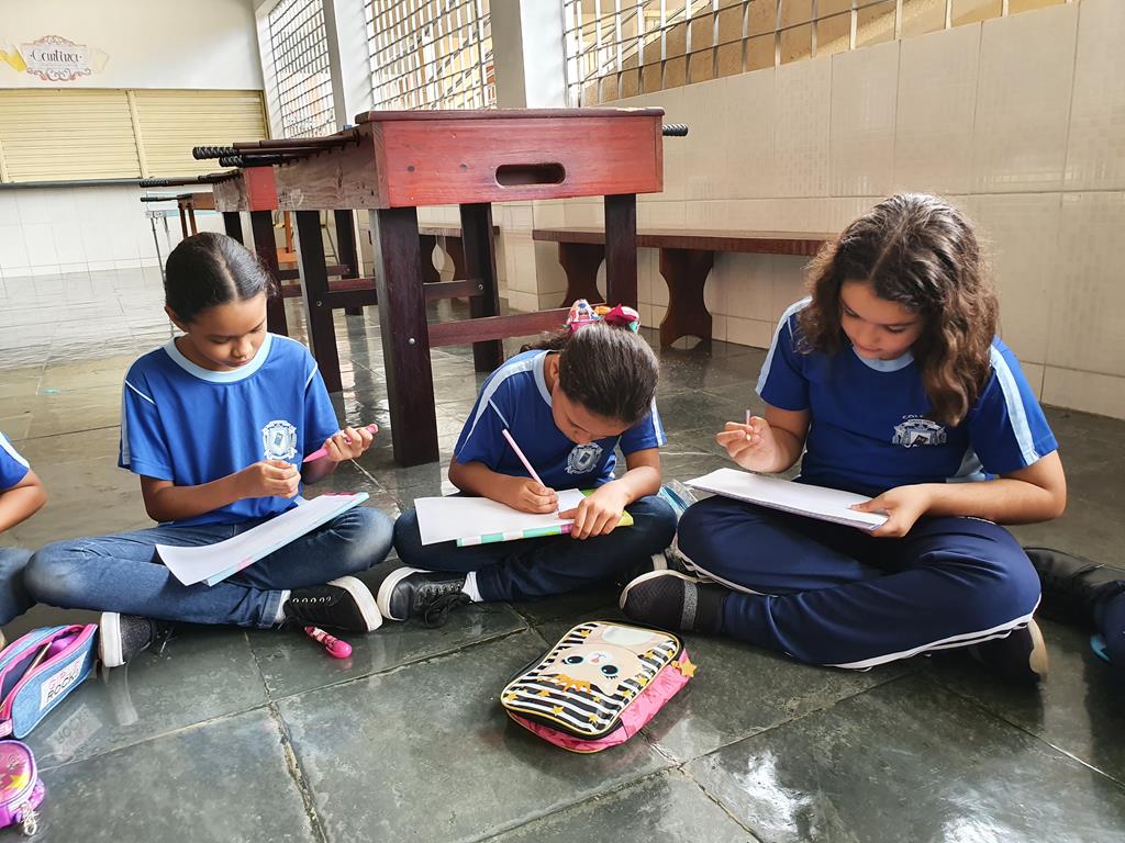 TROCA DE PRESENTES (6).jpg