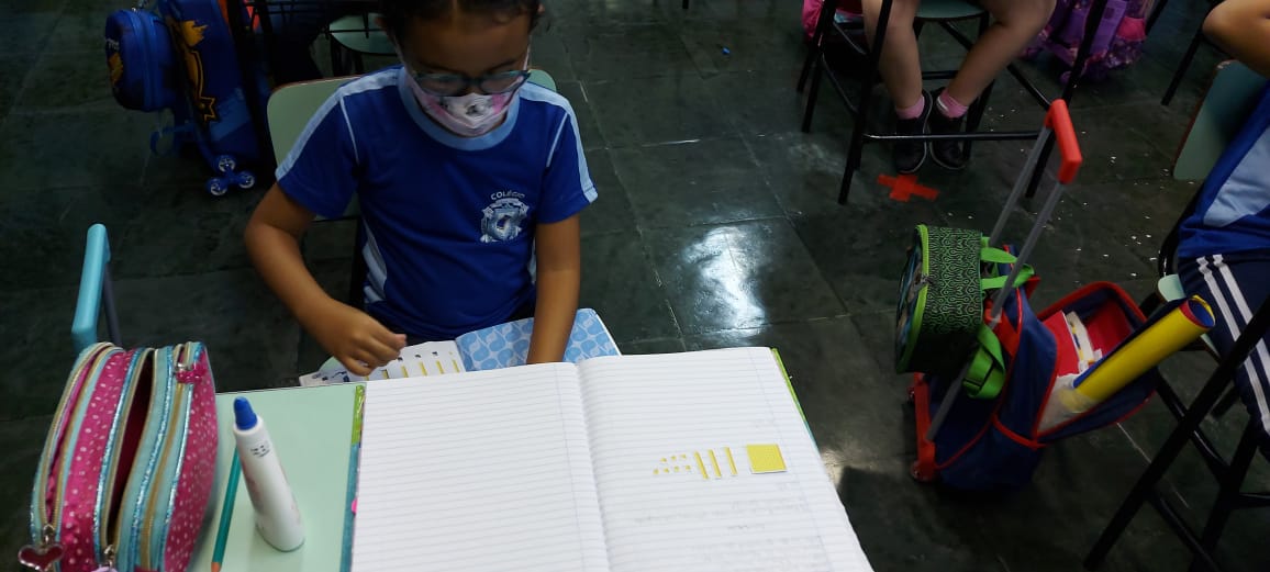 MATERIAL DOURADO 3B (4).jpeg