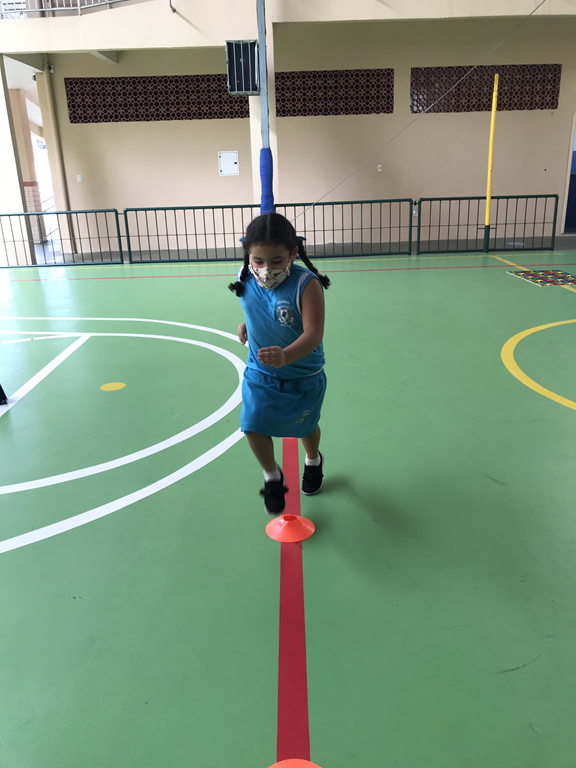 TAMANHO SANTO  COM UM PÉ E DOIS PÉS (6).png