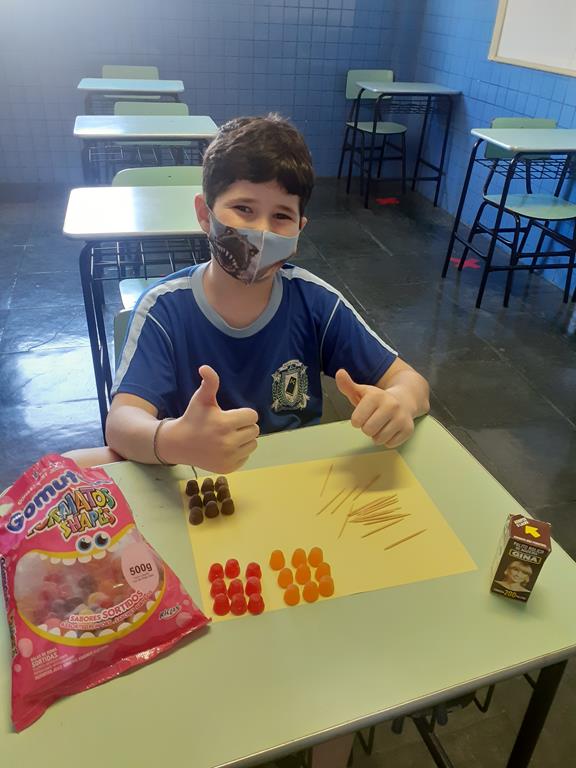 POLIEDROS 5C (4).jpg