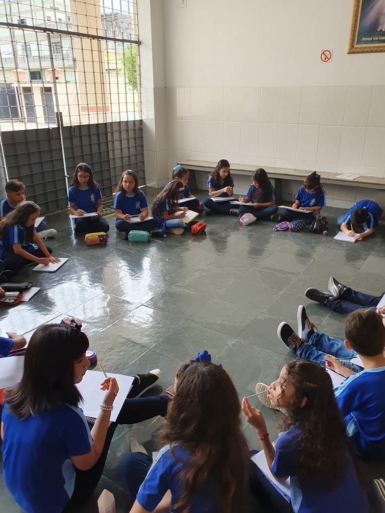 TROCA DE PRESENTES (1).jpg