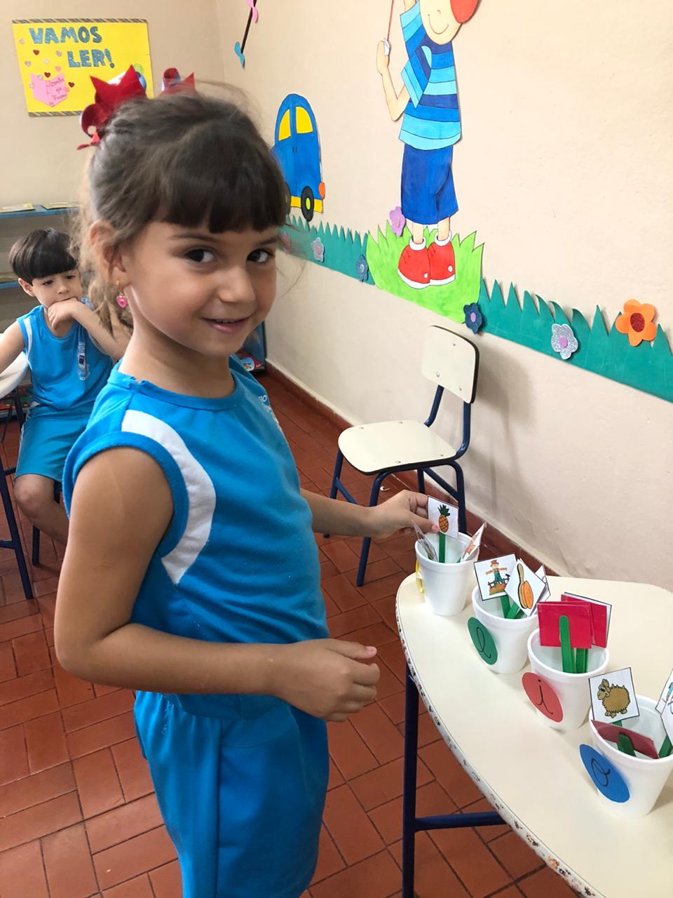 Brincando com as vogais (15).jpg