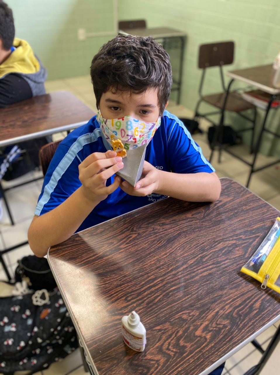 CONSTRUÇÃO DE POLIEDROS REGUALRES 6B (6).jpeg