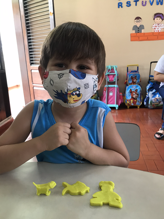 Modelando os animais com massinha (4) (1).png