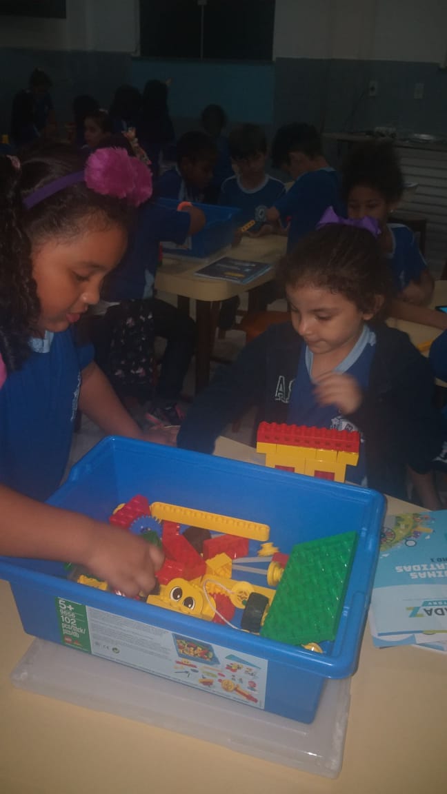 JOGADOR DE ROQUEI (5).jpeg