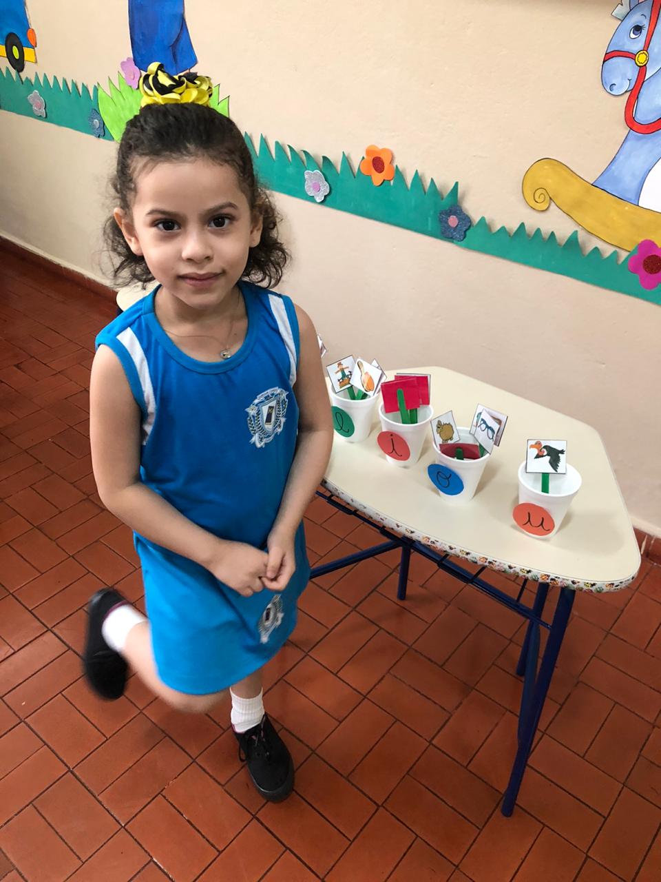 Brincando com as vogais (17).jpg