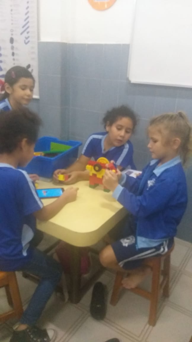 JOGADOR DE ROQUEI (4).jpeg