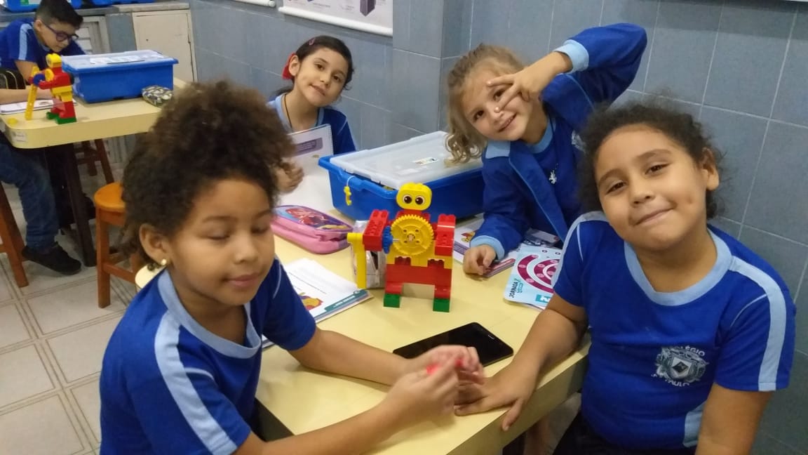 JOGADOR DE ROQUEI (14).jpeg